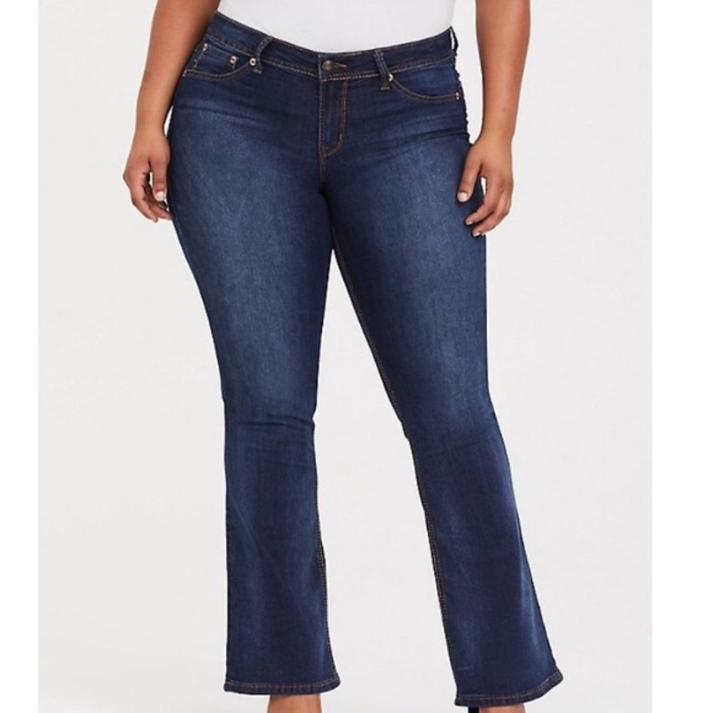 Torrid Source Of Wisdom Women Jeans Plus 12 Boot
